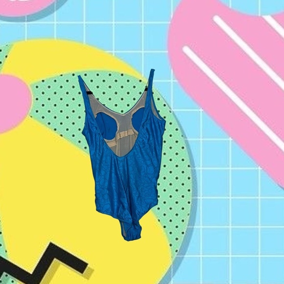 80s vintage blue one piece swimsuit with a ruched sides. NO DRY ROT IN ELASTIC - Picture 2 of 5